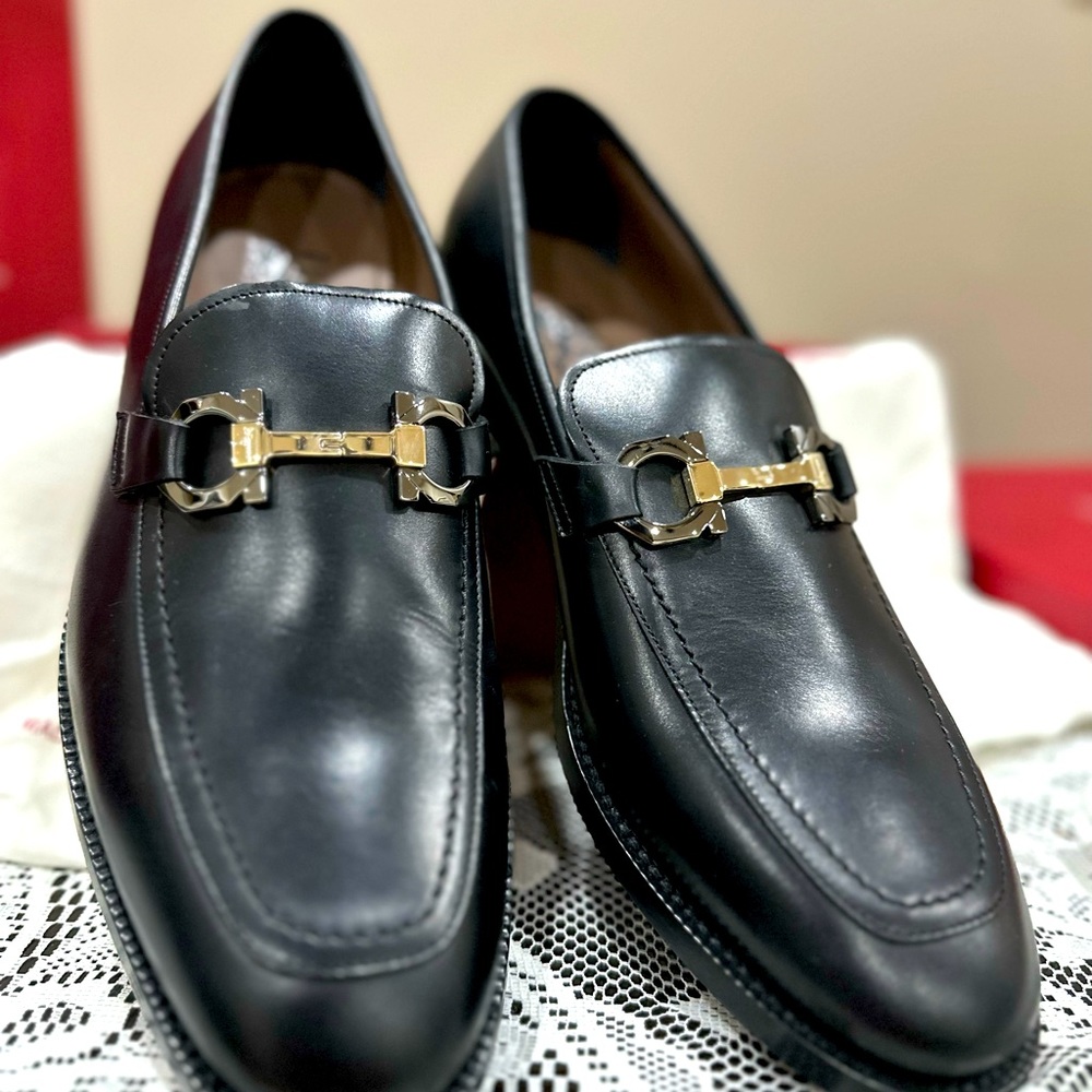 Salvatore Ferragamo Men's Slip on Gancini